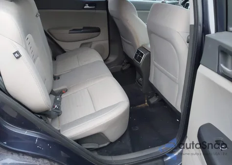 2018 Kia Sportage Lx из США, поврежденный, VIN KNDPMCAC6J7301068